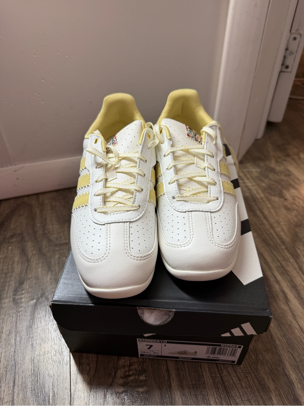 Adidas Women's Barreda Lo